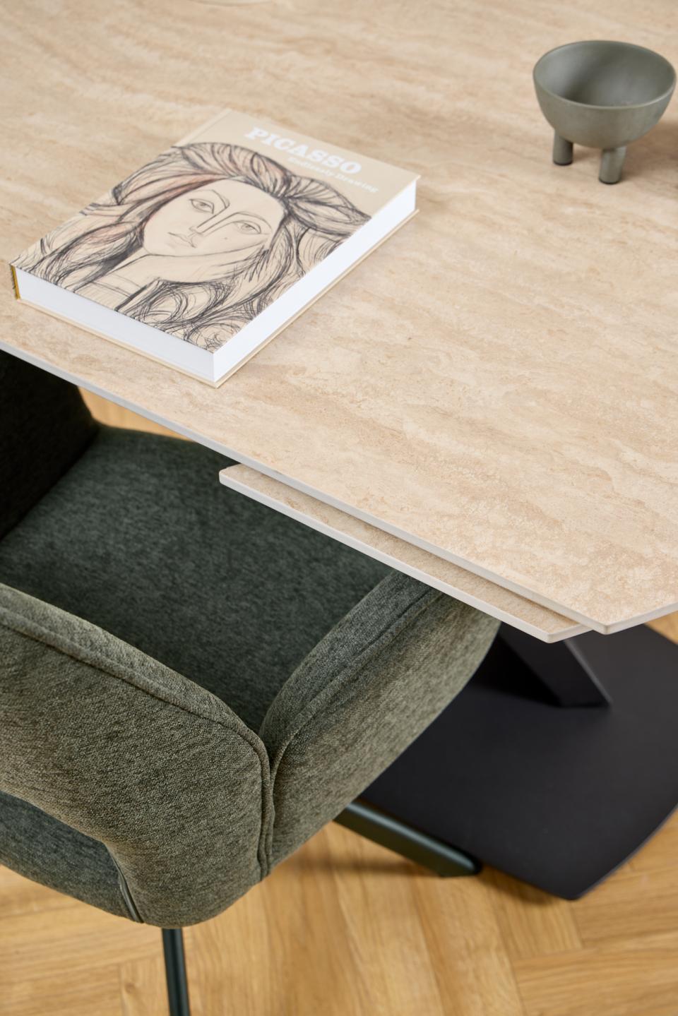 Actona Dining Table Morella uitschuifbaar