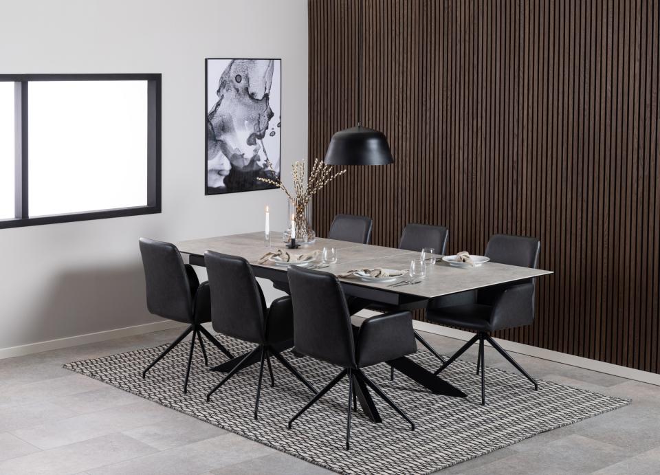 Actona Dining Table uitschuifbaar