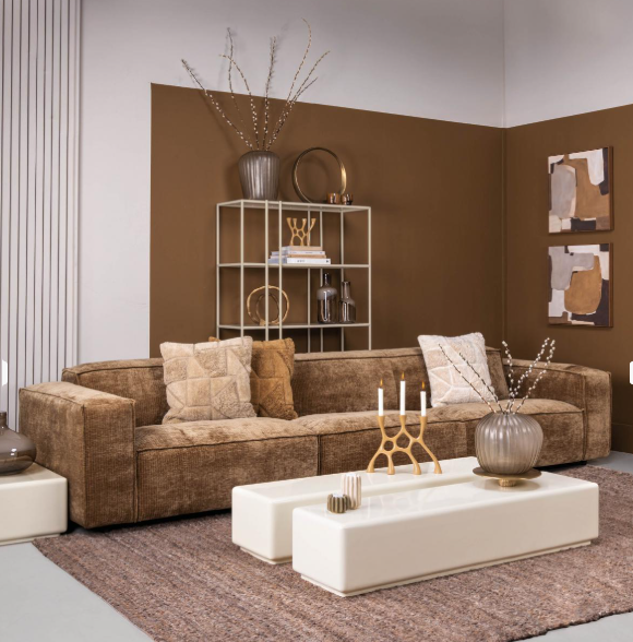 Lifestyle Bryan Pillow