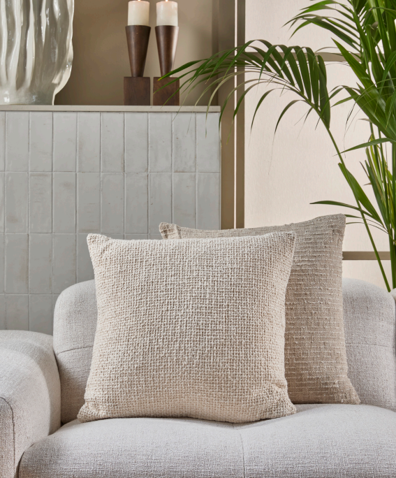 Lifestyle Addison Pillow Beige