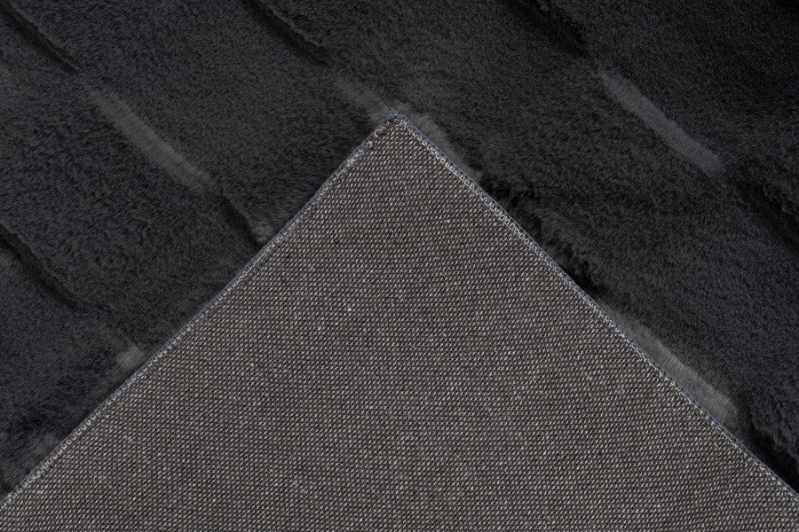 Lalee Carpet Hides Soul