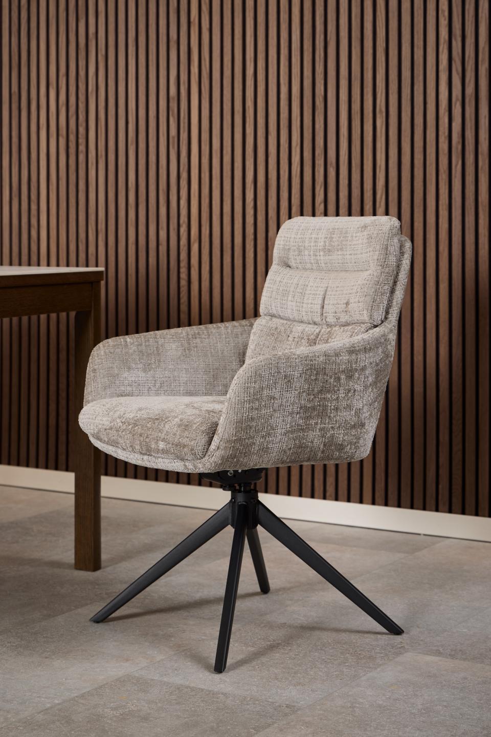 Actona Roger Dining Chair Set