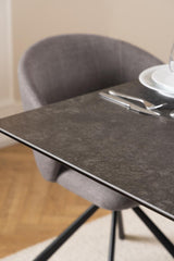 Actona Dining Table uitschuifbaar