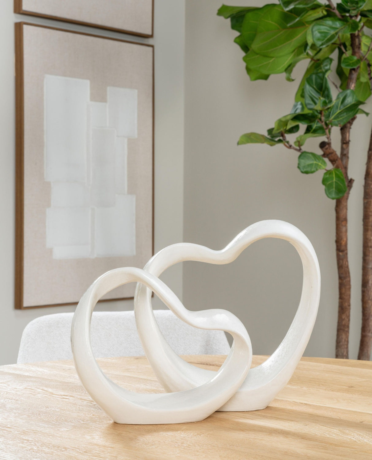 Lifestyle Nikki Sculpture