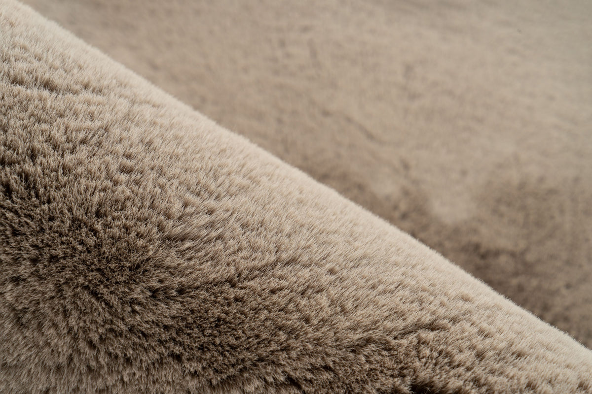 Lalee Carpet Hides Heaven Shaped