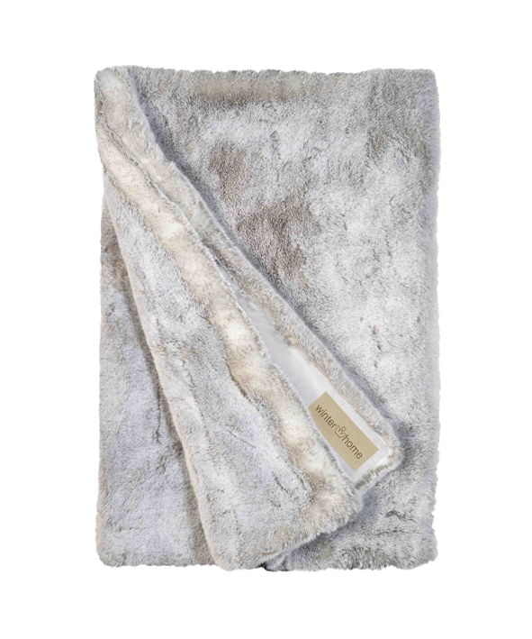 Winter-Home Silverwolf  Plaid