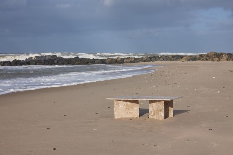 Acrona Vega Coffee Table